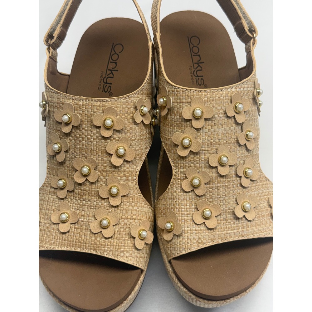 Corkys Footwear Women Tan Woven Floral Pearl Wedge Sandal Size 8 Cottagecore